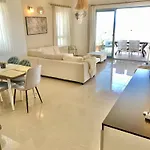 דירה Boho Bay Akanthou