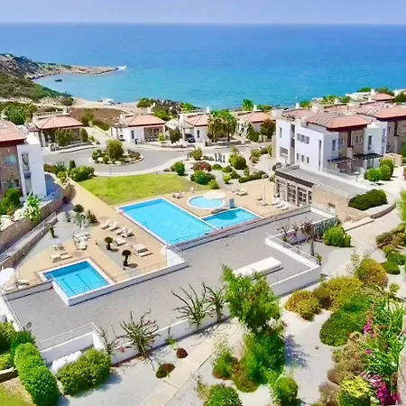Boho Bay Apartment Akanthou