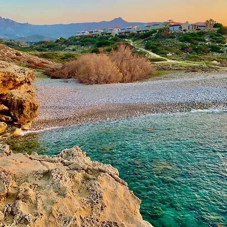 Boho Bay Akanthou
