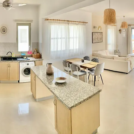아파트 Boho Bay Akanthou