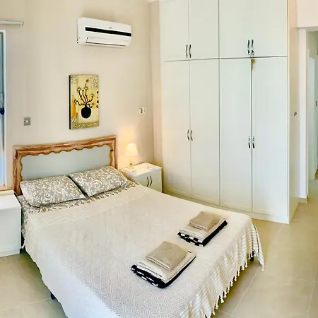 Boho Bay Lejlighed Akanthou