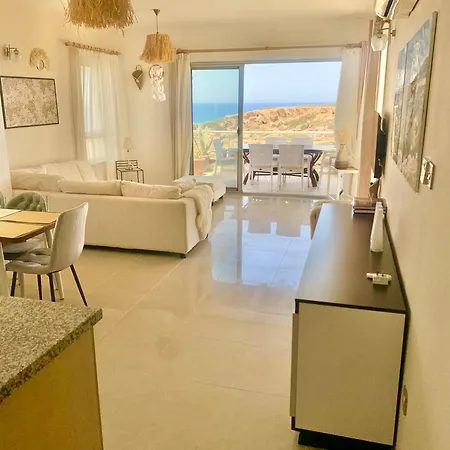 Boho Bay 아파트